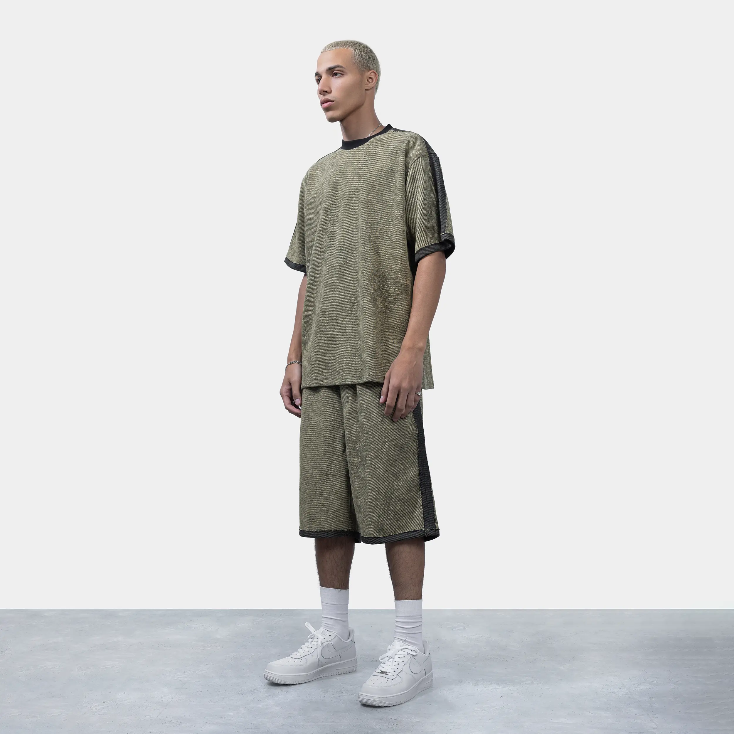 Set - Image 6
