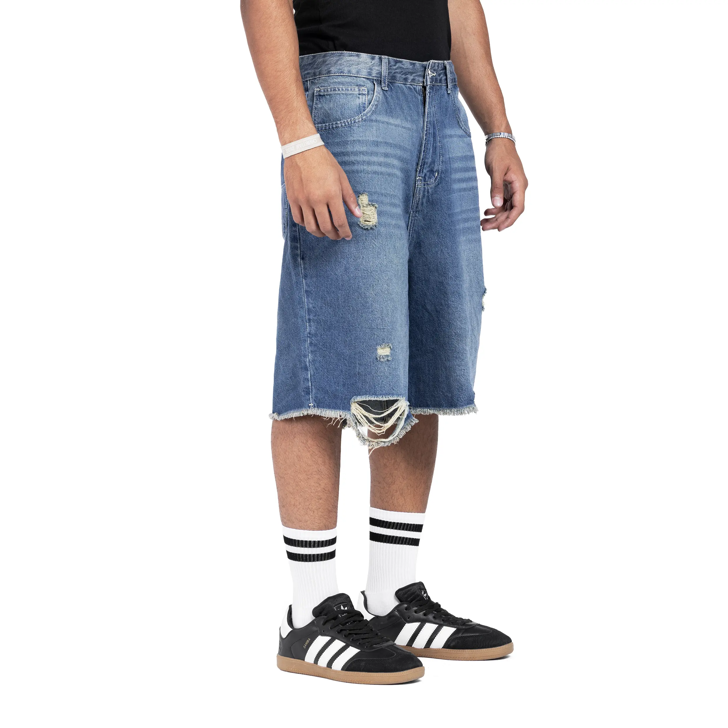 Ripped Short - Image 6