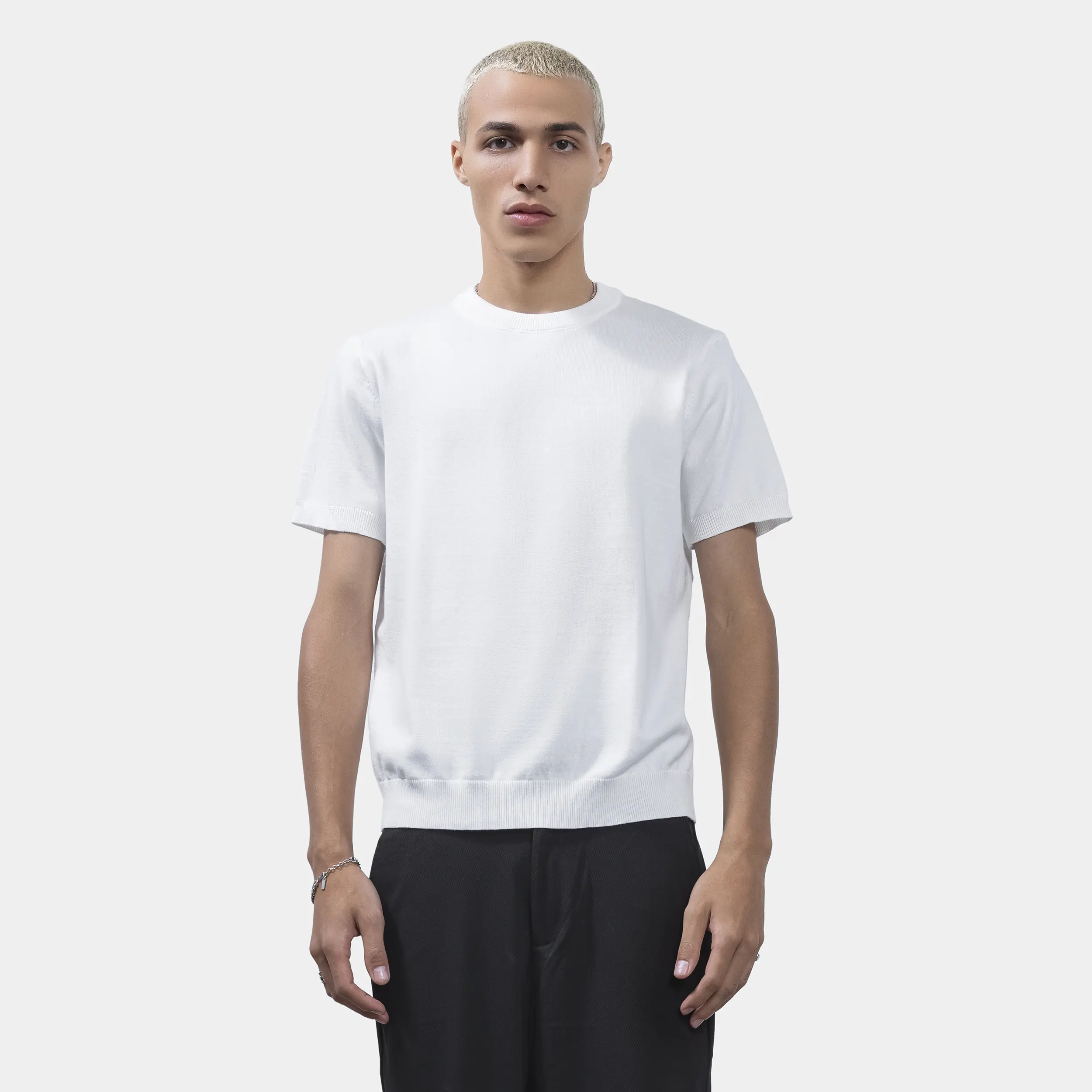 Knitted Basic T-Shirt - Image 9